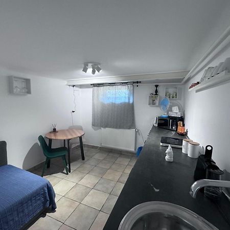 News Studio บูคาเรสต์ ภายนอก รูปภาพ